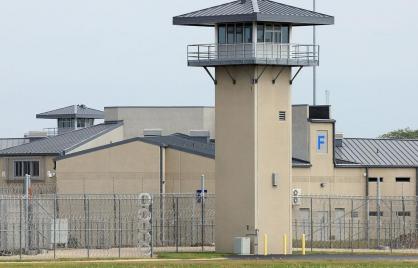 AUSP Thomson Administrative United States Penitentiary Thomson